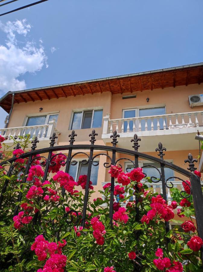 Family Hotel Velevi Велинград Экстерьер фото