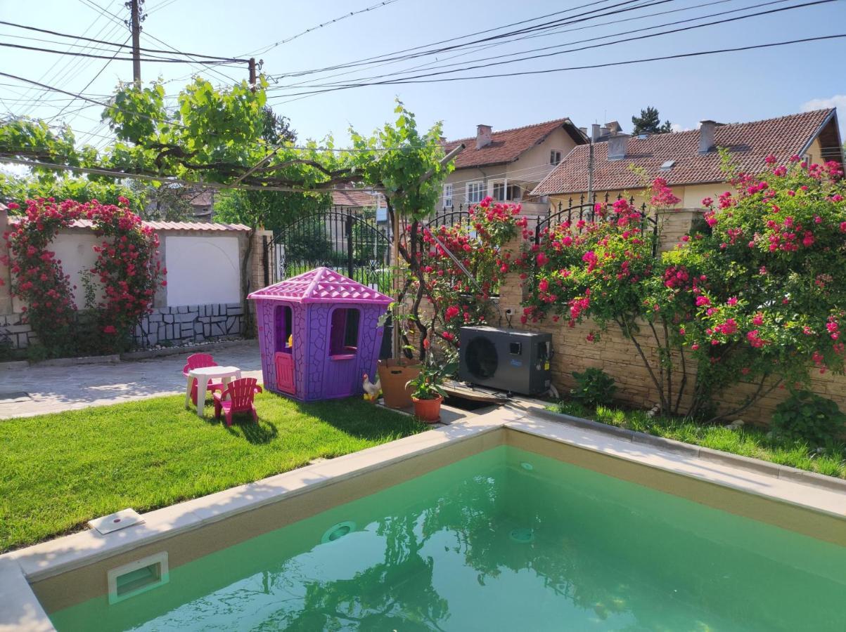 Family Hotel Velevi Велинград Экстерьер фото